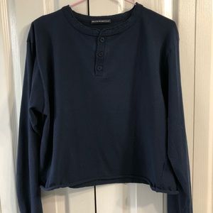 BRANDY MELVILLE navy long sleeve w/ buttons